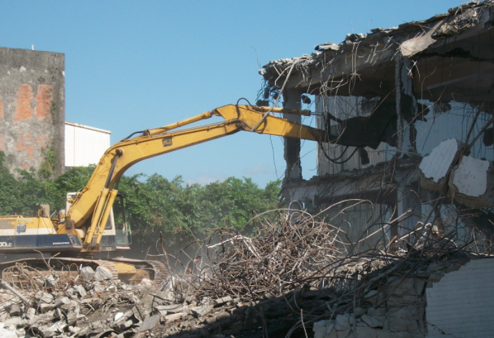 青浦区厂房拆除哪家口碑比较好？厂房拆除需注意的要点